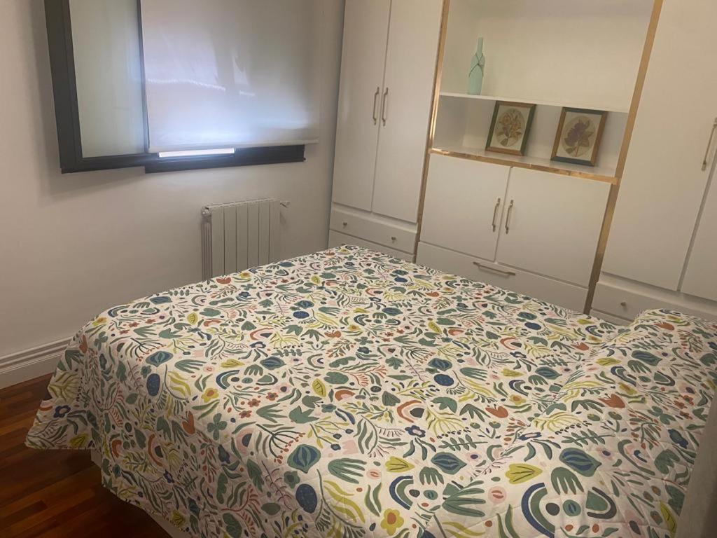Pequena Sara Apartment Santander Bagian luar foto
